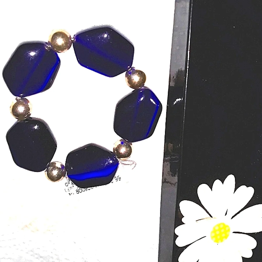 UNIQUE Bracelet Dark Cobalt Blue Stone Beads Silver spacer Beads Handcrafted NEW